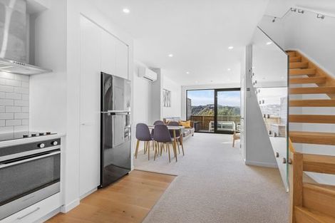 Photo of property in 9/52 High Street, Island Bay, Wellington, 6023