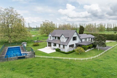 Photo of property in 131 School Road, Te Horo, Otaki, 5582