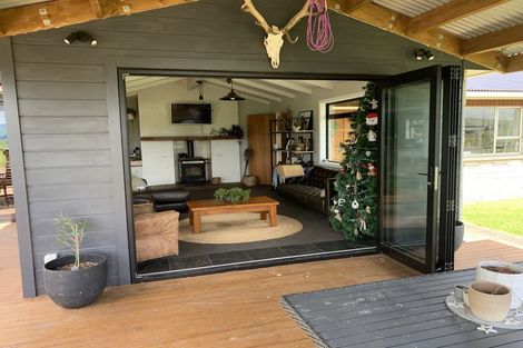 Photo of property in 1008 Cowper Road, Dannevirke, 4976