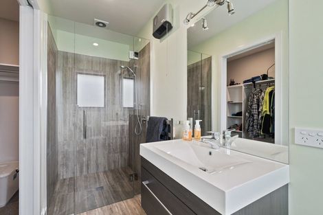 Photo of property in 14 Plunket Street, Omakau, 9376