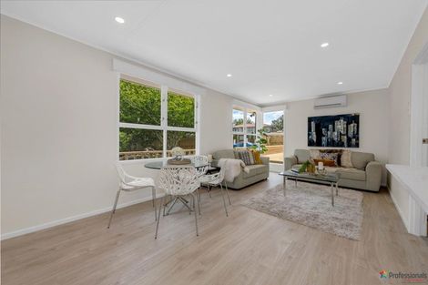 Photo of property in 108 Tennessee Avenue, Mangere East, Auckland, 2024