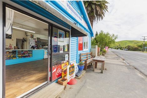 Photo of property in 11 Abercromby Street, Porangahau, 4293