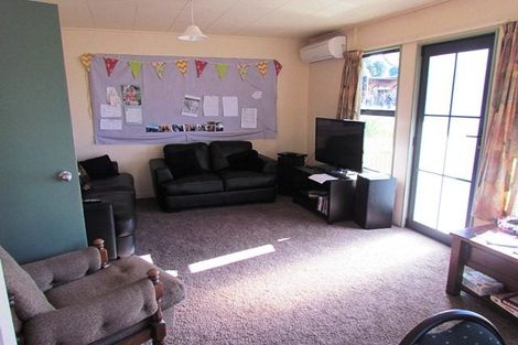 Photo of property in 19 Howe Street, North Dunedin, Dunedin, 9016