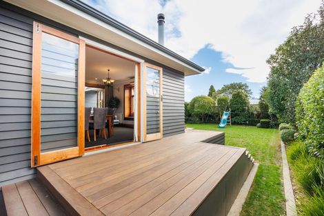 Photo of property in 75 Limbrick Street, Terrace End, Palmerston North, 4410