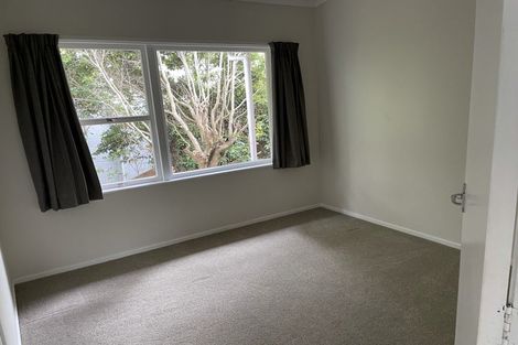 Photo of property in 14 Raymond Terrace, Northcote, Auckland, 0627
