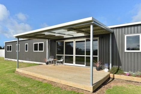 Photo of property in 187 Takahiwai Road, Ruakaka, Whangarei, 0171
