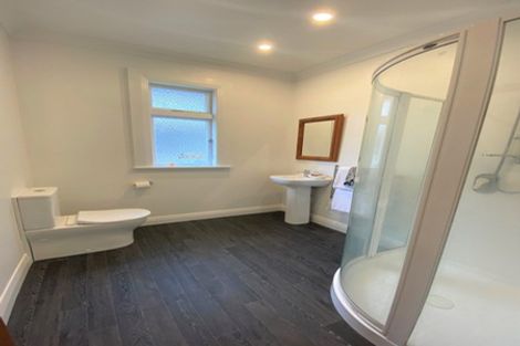 Photo of property in 54 Ferry Street, Seatoun, Wellington, 6022