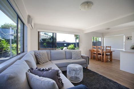 Photo of property in 37 Hawea Street, Mount Maunganui, 3116