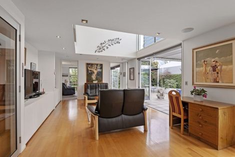 Photo of property in 76a Glandovey Road, Fendalton, Christchurch, 8052