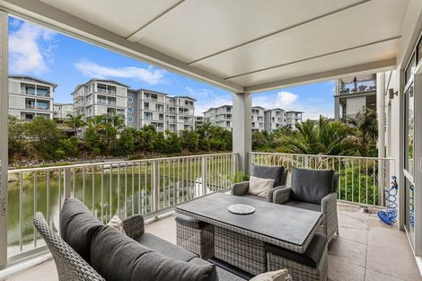 Photo of property in 19 Parkside Drive, Orewa, 0931