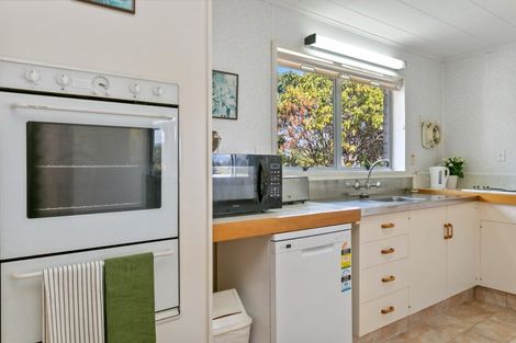 Photo of property in 9 Richmond Avenue, Richmond Heights, Taupo, 3330