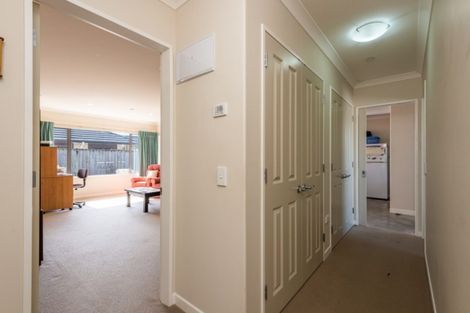 Photo of property in 11 Ian Peter Way, Otaki, 5512