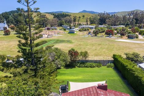 Photo of property in 12 Blue Pacific Parade, Riversdale Beach, Masterton, 5872