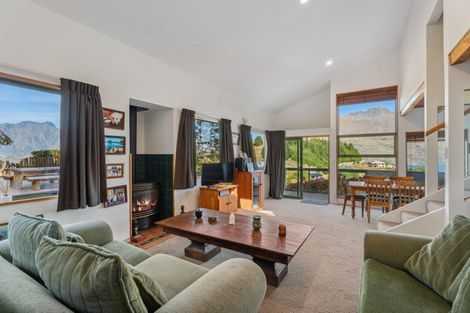 Photo of property in 22b Lochy Road, Fernhill, Queenstown, 9300