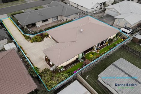 Photo of property in 3 Parsot Place, Pukekohe, 2120