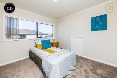 Photo of property in 21 Parkhaven Drive, Rosehill, Papakura, 2113
