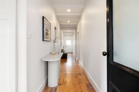 Photo of property in 18 Rata Street, Maeroa, Hamilton, 3200