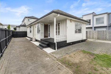 Photo of property in 169 Russell Road, Manurewa, Auckland, 2102