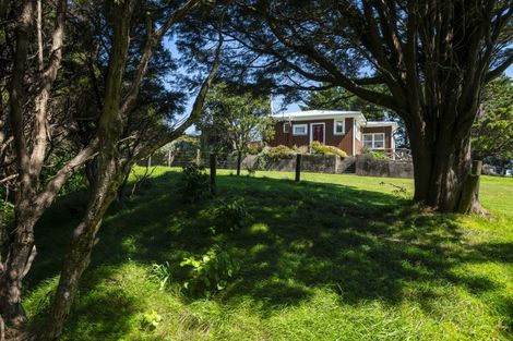 Photo of property in 5114 Te Araroa Road, Hicks Bay, Tikitiki, 4087
