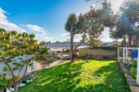 Photo of property in 37 Nearco Street, Randwick Park, Auckland, 2105