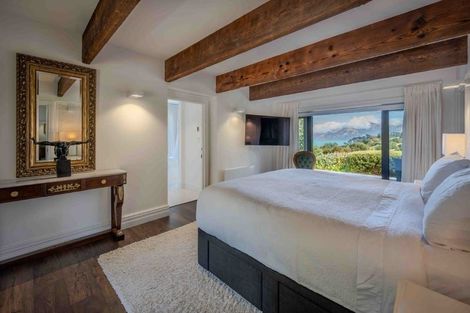 Photo of property in 6890 Christchurch Akaroa Road, Takamatua, 7581