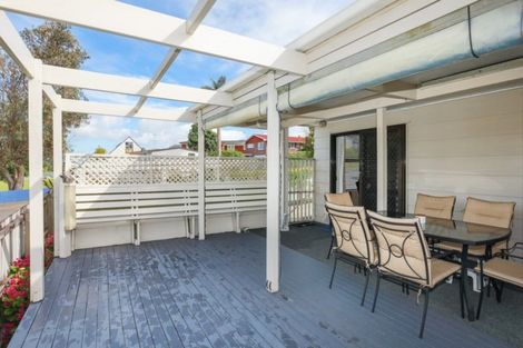 Photo of property in 2 Nyanza Street, Nawton, Hamilton, 3200