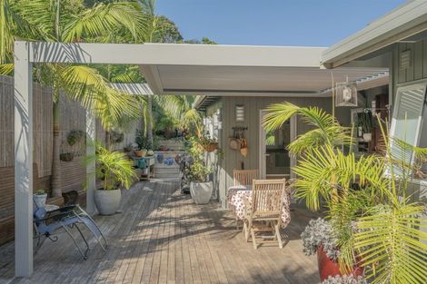 Photo of property in 22 Tairua Terrace, Tairua, 3508