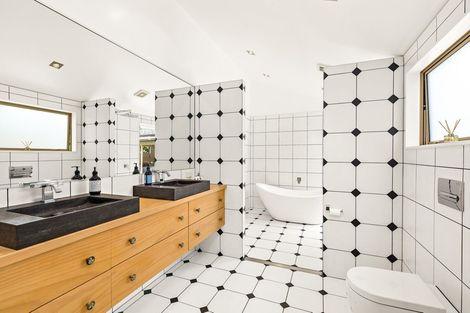 Photo of property in 635 Whangaripo Valley Road, Whangaripo, Wellsford, 0972