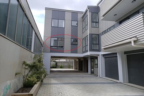 Photo of property in 3/232 Main Road, Tawa, Wellington, 5028