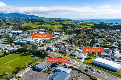 Photo of property in 160 South Road, Spotswood, New Plymouth, 4310