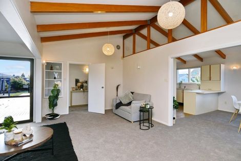 Photo of property in 11 Price Place, Linwood, Christchurch, 8062