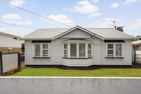 Photo of property in 77 Rotherham Terrace, Miramar, Wellington, 6022