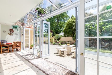 Photo of property in 1 Pastoral Lane, Hokowhitu, Palmerston North, 4410