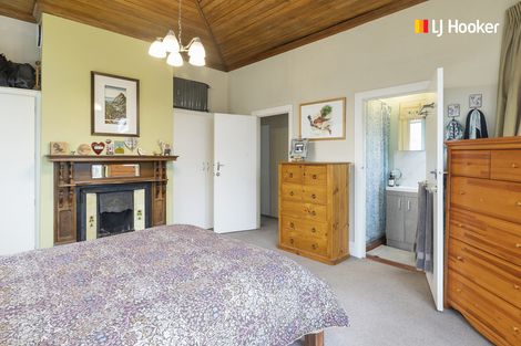 Photo of property in 11 Glenross Street, Glenross, Dunedin, 9011