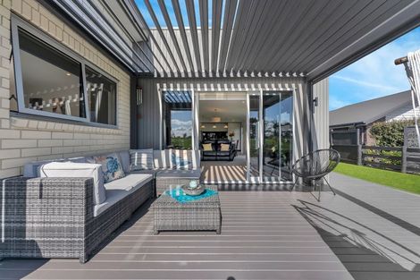 Photo of property in 15a Goble Road, Clarks Beach, Pukekohe, 2679