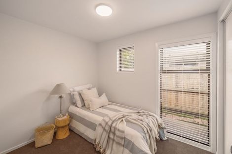 Photo of property in 2/47 Celia Street, Redcliffs, Christchurch, 8081