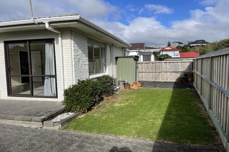 Photo of property in 2/12 Clovelly Road, Bucklands Beach, Auckland, 2012