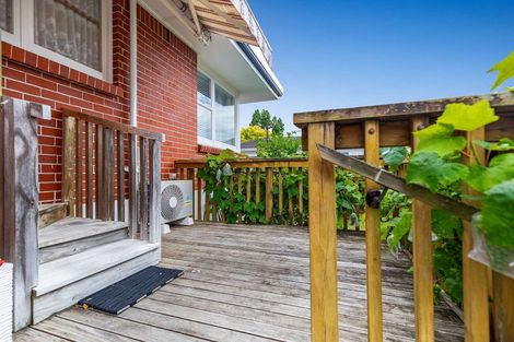 Photo of property in 2 Awatere Avenue, Beerescourt, Hamilton, 3200