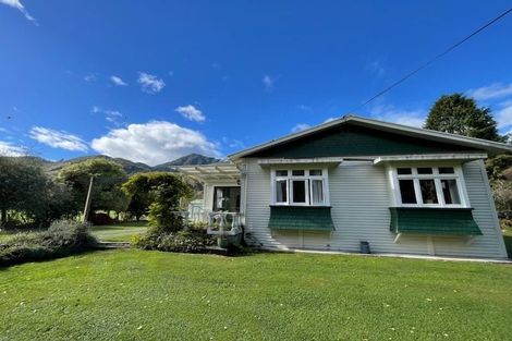 Photo of property in 213 Matakitaki Road, Six Mile, Murchison, 7077
