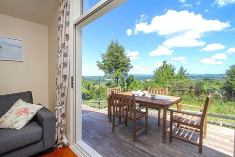 Photo of property in 47 Pinetone Road, Kumeu, 0892