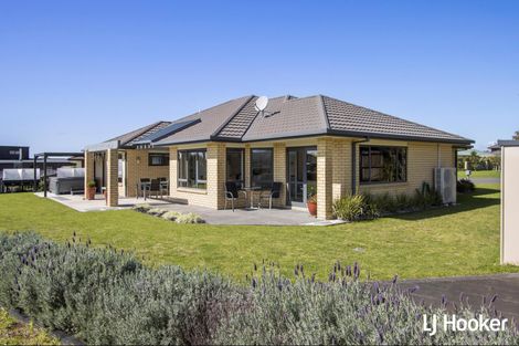 Photo of property in 14 Sea Vista, Athenree, Katikati, 3177