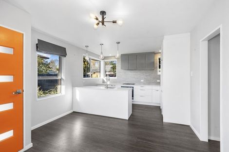 Photo of property in 2/110b Withells Road, Avonhead, Christchurch, 8042