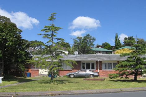 Photo of property in 23 Bentley Avenue, Glenfield, Auckland, 0629