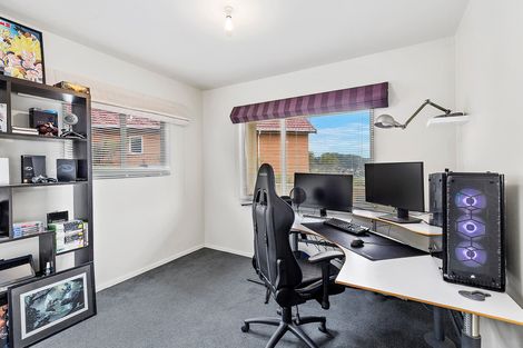 Photo of property in 8 Pilot Lane, Whitby, Porirua, 5024