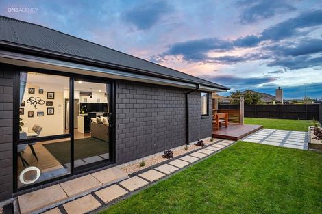 Photo of property in 71 Gladstone Road, Woodend, 7610