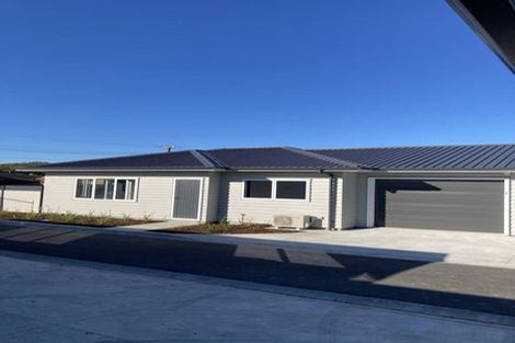 Photo of property in 2/17 Waerenga Road, Otaki, 5512
