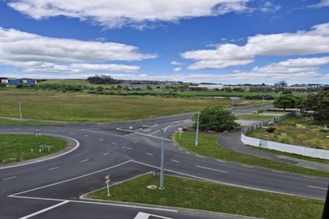 Photo of property in 404/2b Munroe Lane, Albany, Auckland, 0632