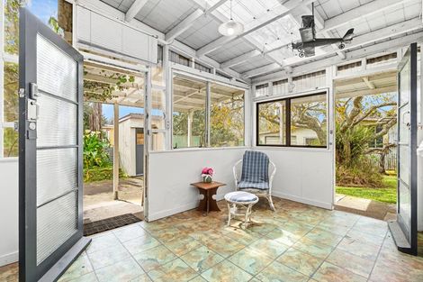 Photo of property in 34 Jervois Terrace, Ohau, Levin, 5570