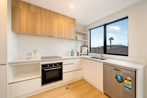 Photo of property in 3/30 Woodford Avenue, Henderson, Auckland, 0610