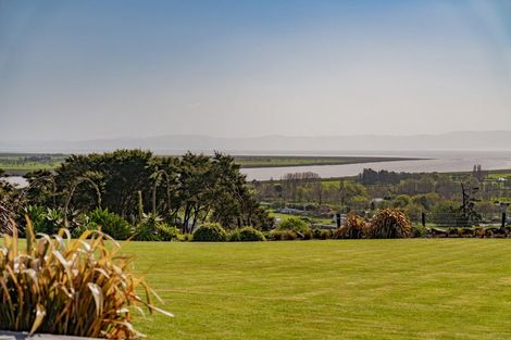 Photo of property in 68 Kanuka Rise, Albert Town, Wanaka, 9305